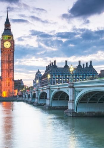 360_F_108472954_A3Y42CvYf3GLzKKb5CJjVxuoal8TLE9M